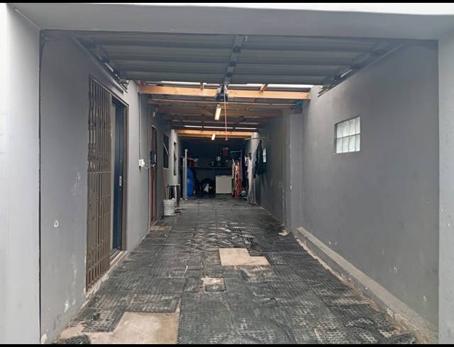 3 BEDROOM FREEHOLD FOR SALE IN ILITHA PARK